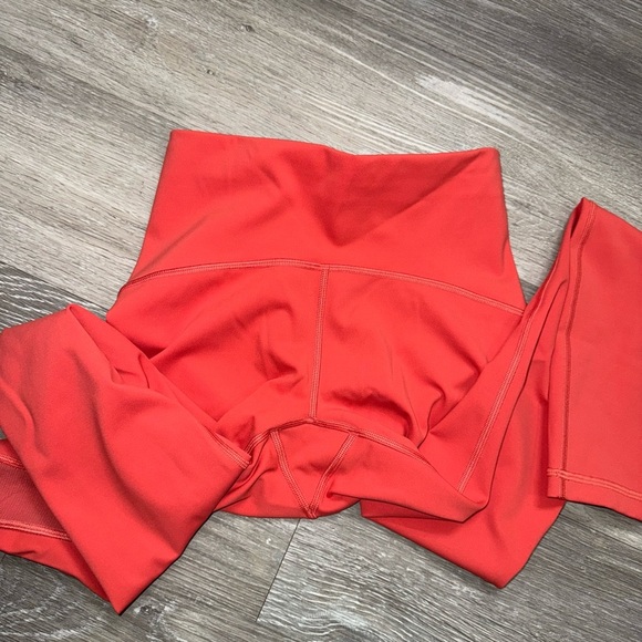 Lululemon train time 25” high rise leggings size 4 - Picture 3 of 7